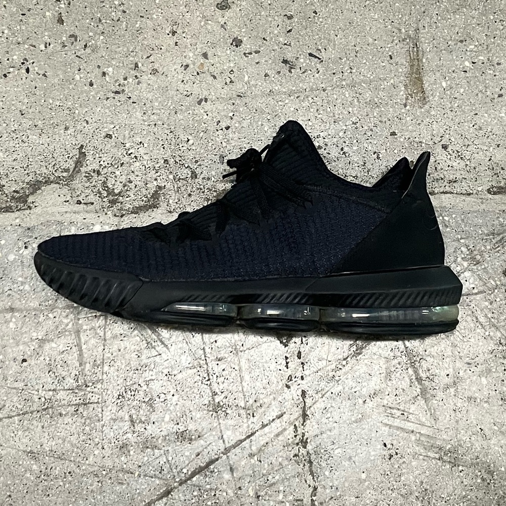 Nike LeBron 16 Low Triple Black CI2668-002 Size 13 - Picture 3 of 15